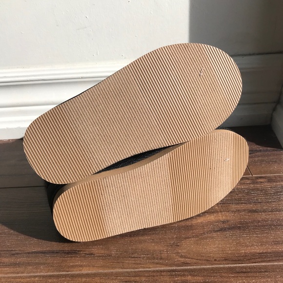 Brand new Old Navy toddler faux suede winter boots - Picture 5 of 7